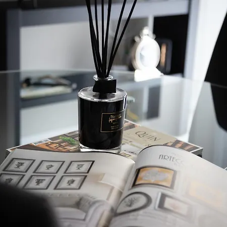 Black & Wild - Eleganza E Relax Vicino Firenze * Scandicci