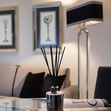 Apartment Black & Wild - Eleganza E Relax Vicino Firenze *