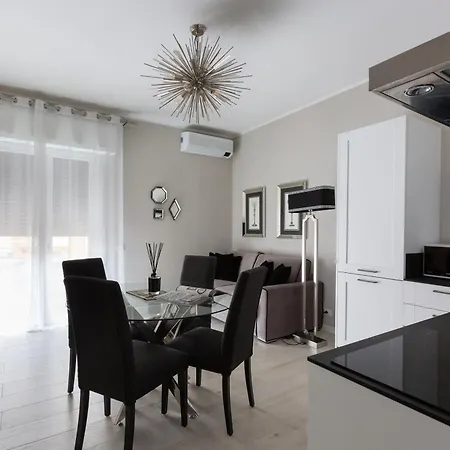 Apartment Black & Wild - Eleganza E Relax Vicino Firenze Scandicci